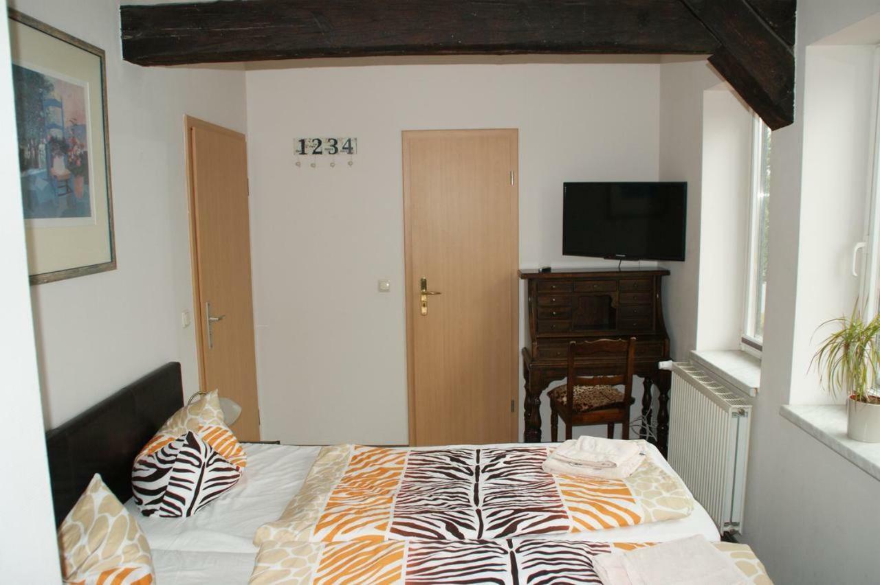 Hôtel Zur Schlossinsel à Wolgast Extérieur photo