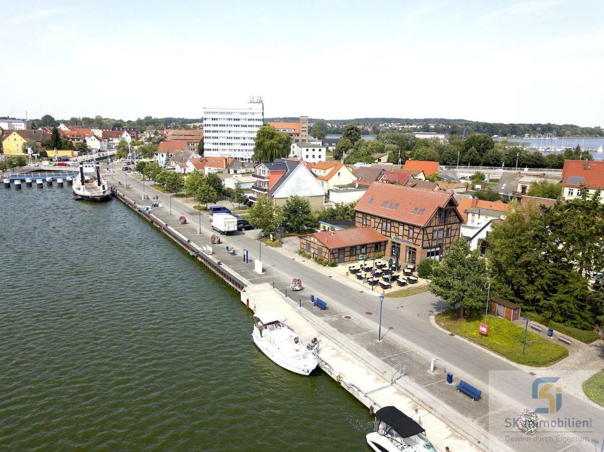 Hôtel Zur Schlossinsel à Wolgast Extérieur photo